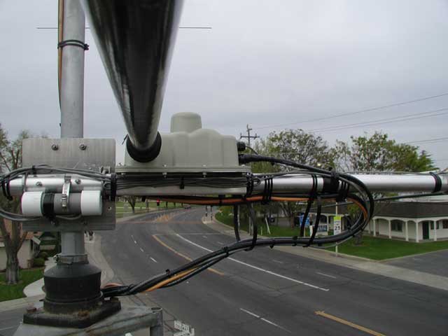 Wiring at center of SteppIR
