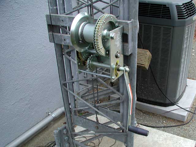 Fulton K2550 winch on tower